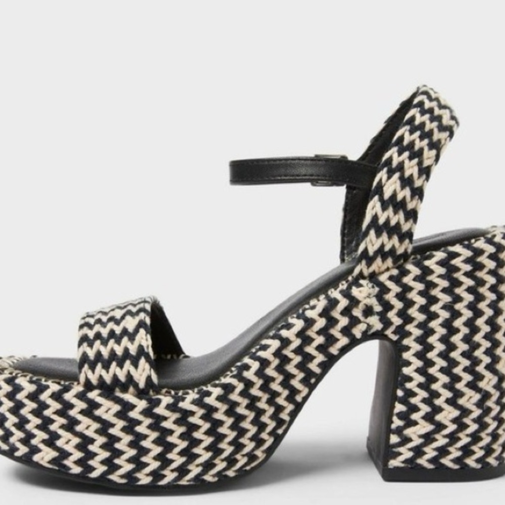 Madeline Woven Platform Sandal Heels with Memory Foam Insole - Universal Thread - Picture 2 of 8
